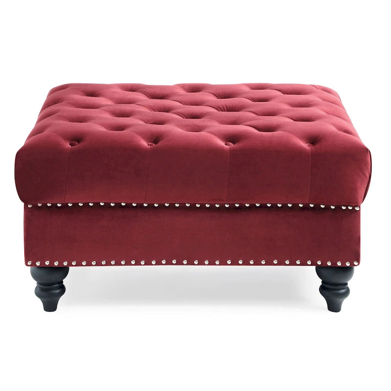 Grand pouf capitonné en velours avec détails cloutés
