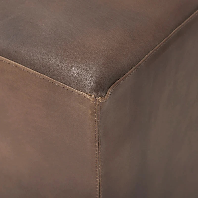 Minara Pouf carré en cuir véritable noir avec base en métal doré 36