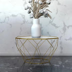 Table d'appoint octogonale or/noir/blanc/gris/rouge/jaune avec plateau en verre trempé, base géométrique en métal, 1 personne
