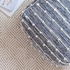 Pouf ottoman carré en coton fait main de 56 cm pour le salon ou la chambre de bébé